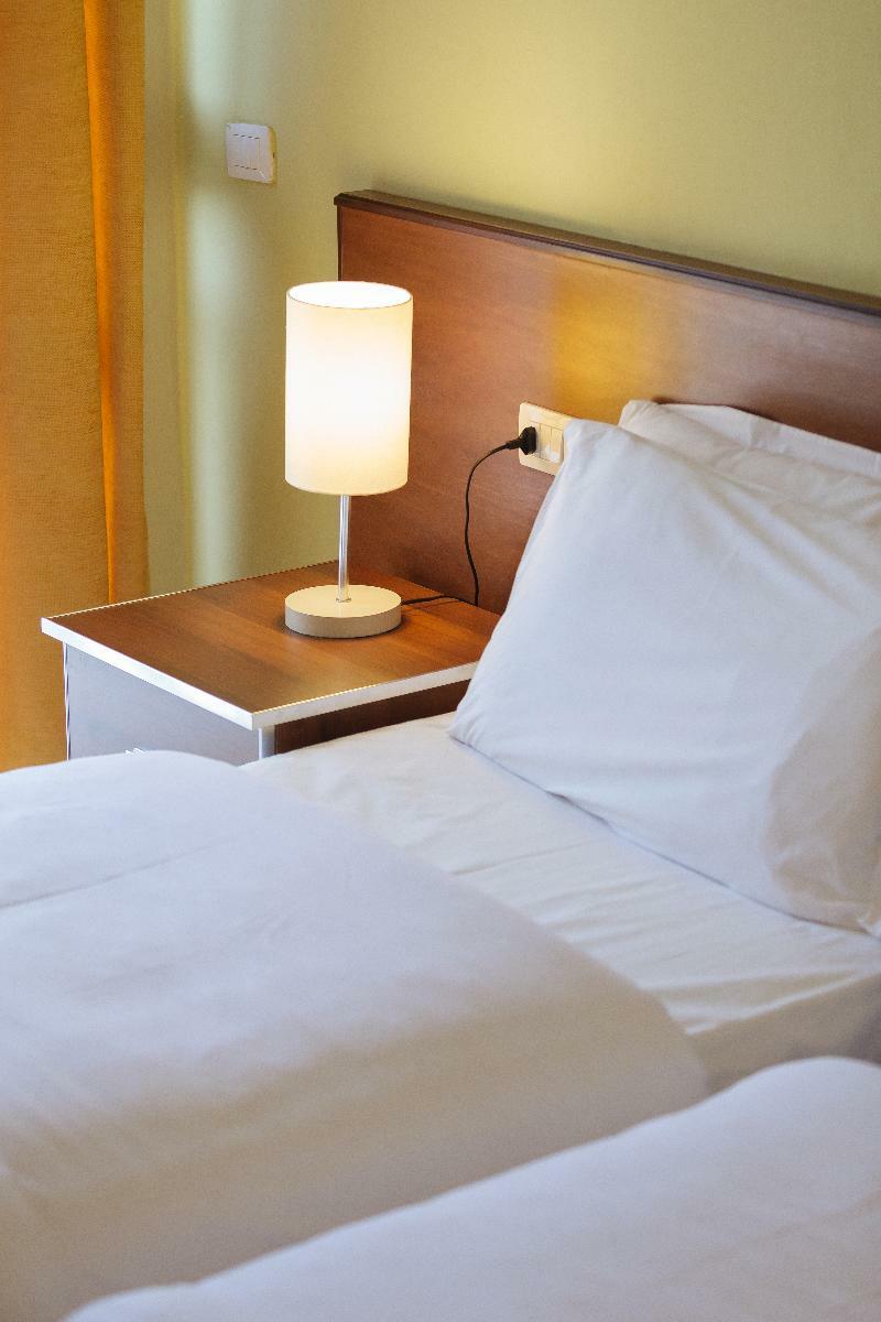 Akileda Hotel ดูร์เรส ภายนอก รูปภาพ